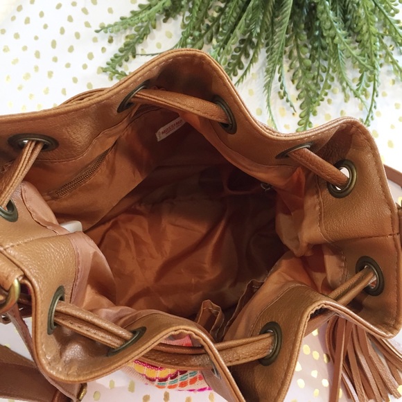 Boho Bucket Bag - Picture 6 of 6
